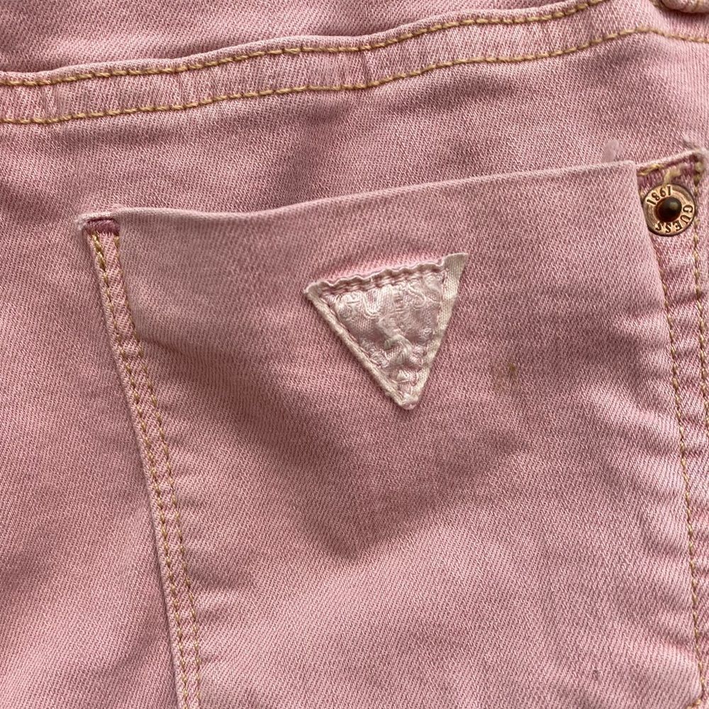 Guess Shorts‎ - Picture 6 of 9